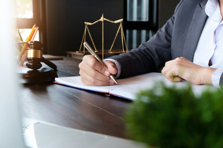 criminal lawyer